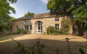 Charming Georgian Coach House